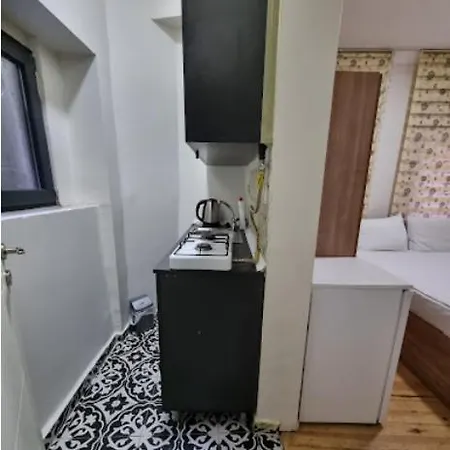 Box Apart